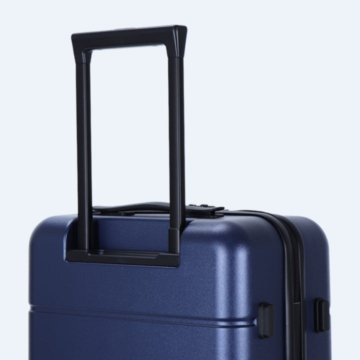 Flexibele 3-delige hardcase kofferset, geschikt voor diverse reizen.