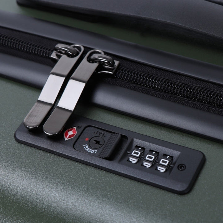 Robuuste 3-delige trolley set, hardcase en geschikt voor lange reizen.