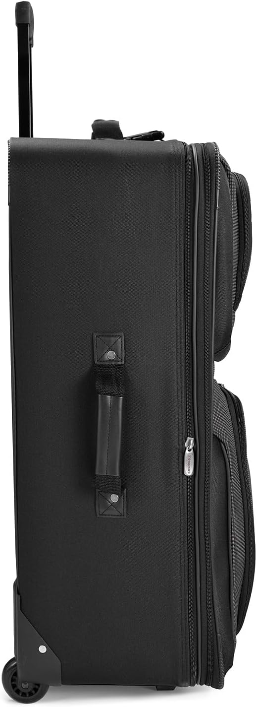 Overzicht van alle onderdelen van de TravelMax 8-delige softshell bagageset, inclusief accessoires.