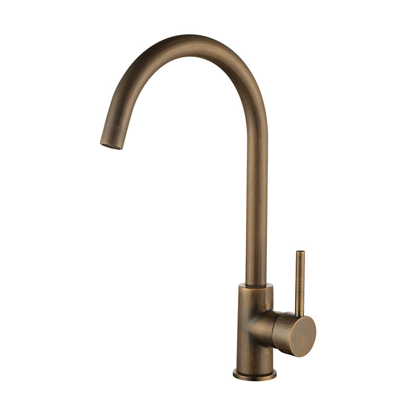 Vintage-stijl messing keukenkraan met antieke look, elegante enkele hendel en fijne details voor uw keuken.