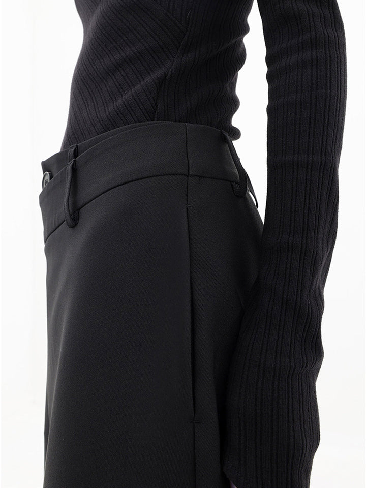 Perfecte casual chique wijde damesbroek met unieke asymmetrische dubbele knoop.