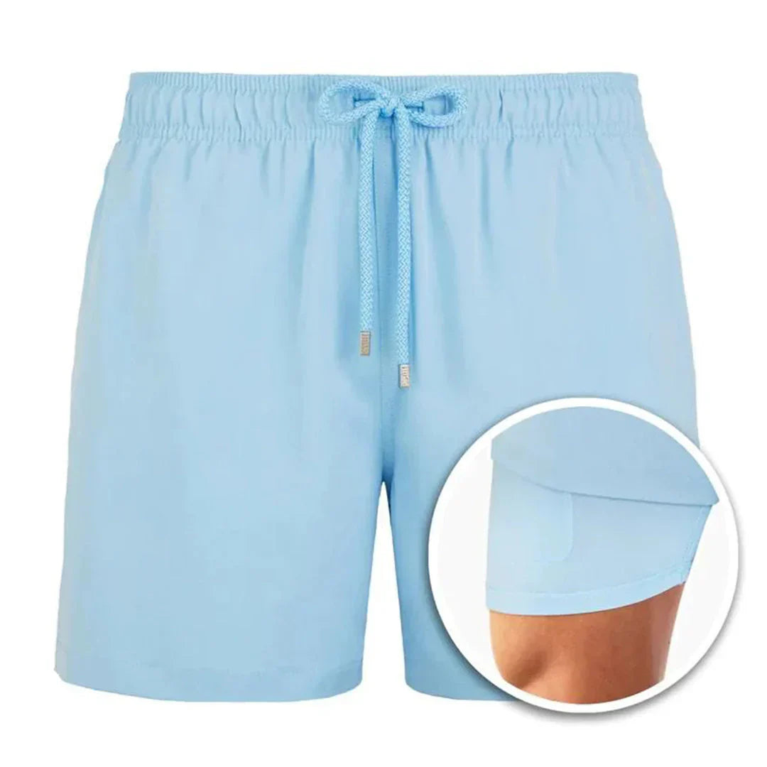 "Blauwe herenzwembroek, sneldrogend en stijlvol voor comfort op het strand of zwembad."