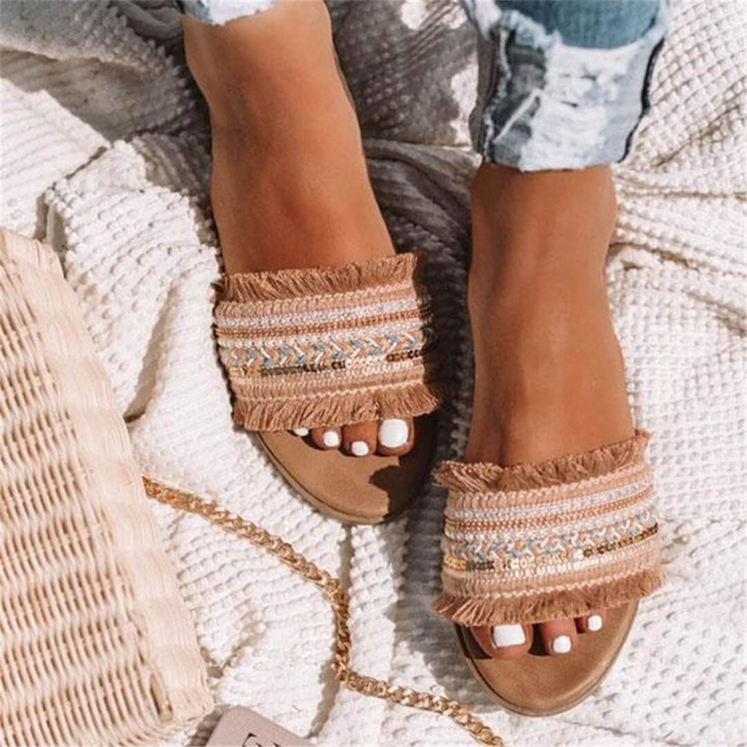 Boho-chic dames zomerschoenen met elegante kralen en unieke details, comfortabel voor de zomer.