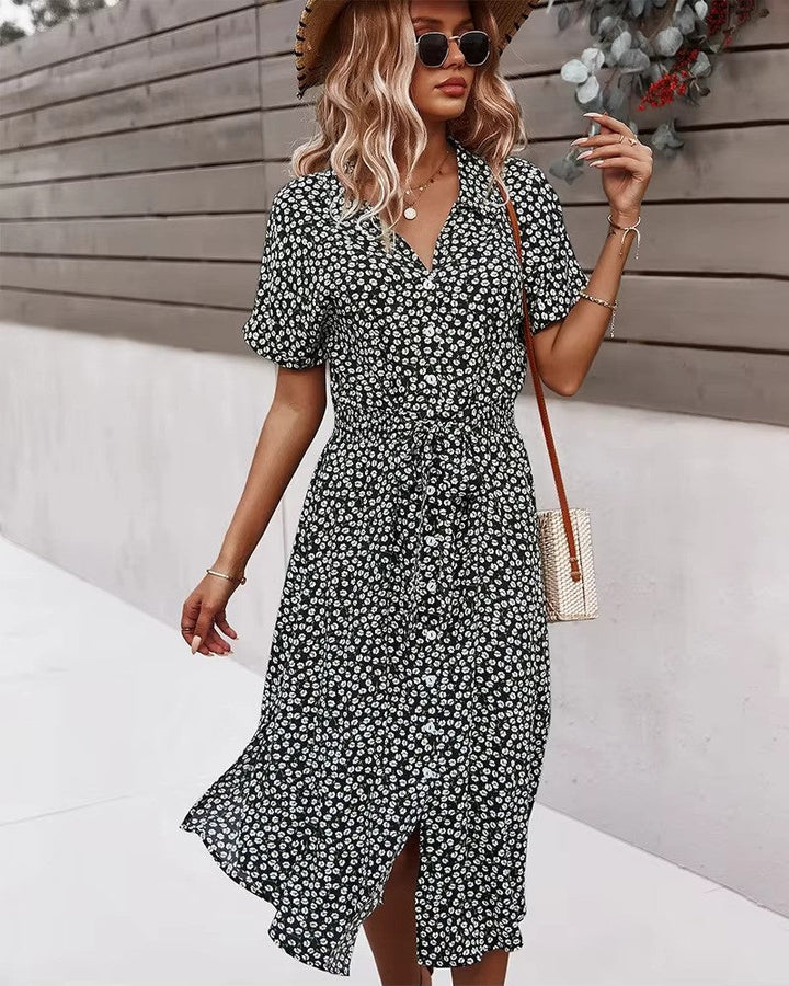 "Boho maxi-jurk met kleurrijke bloemenprint, luchtige stof, perfecte zomerkeuze voor zonnige dagen, bohemian stijl."