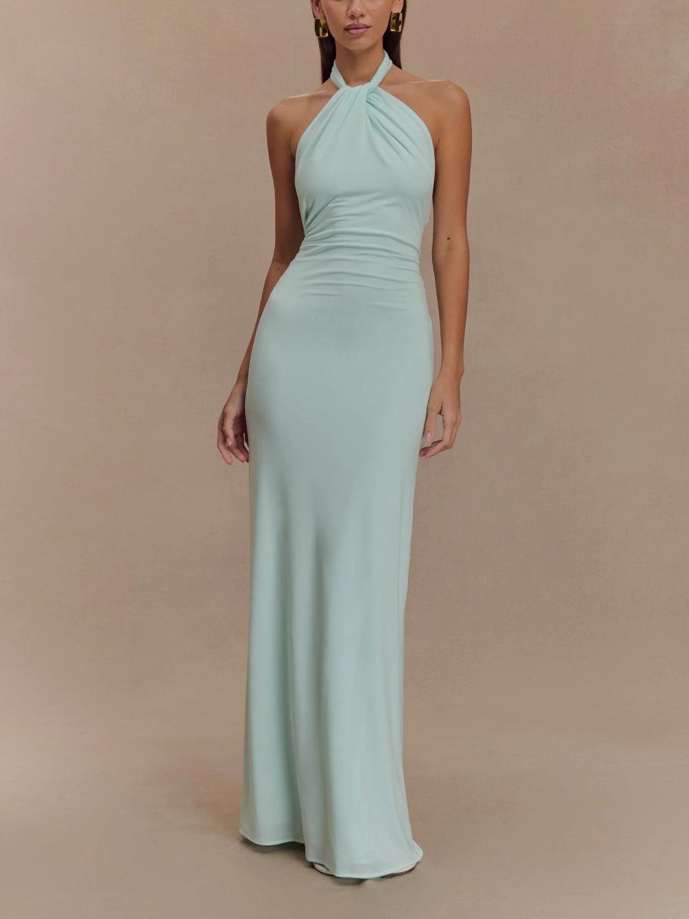 Lichtgroene tijdloze dames maxi-jurk, comfortabel en elegant met hoge halslijn. Geschikt voor feestjes.