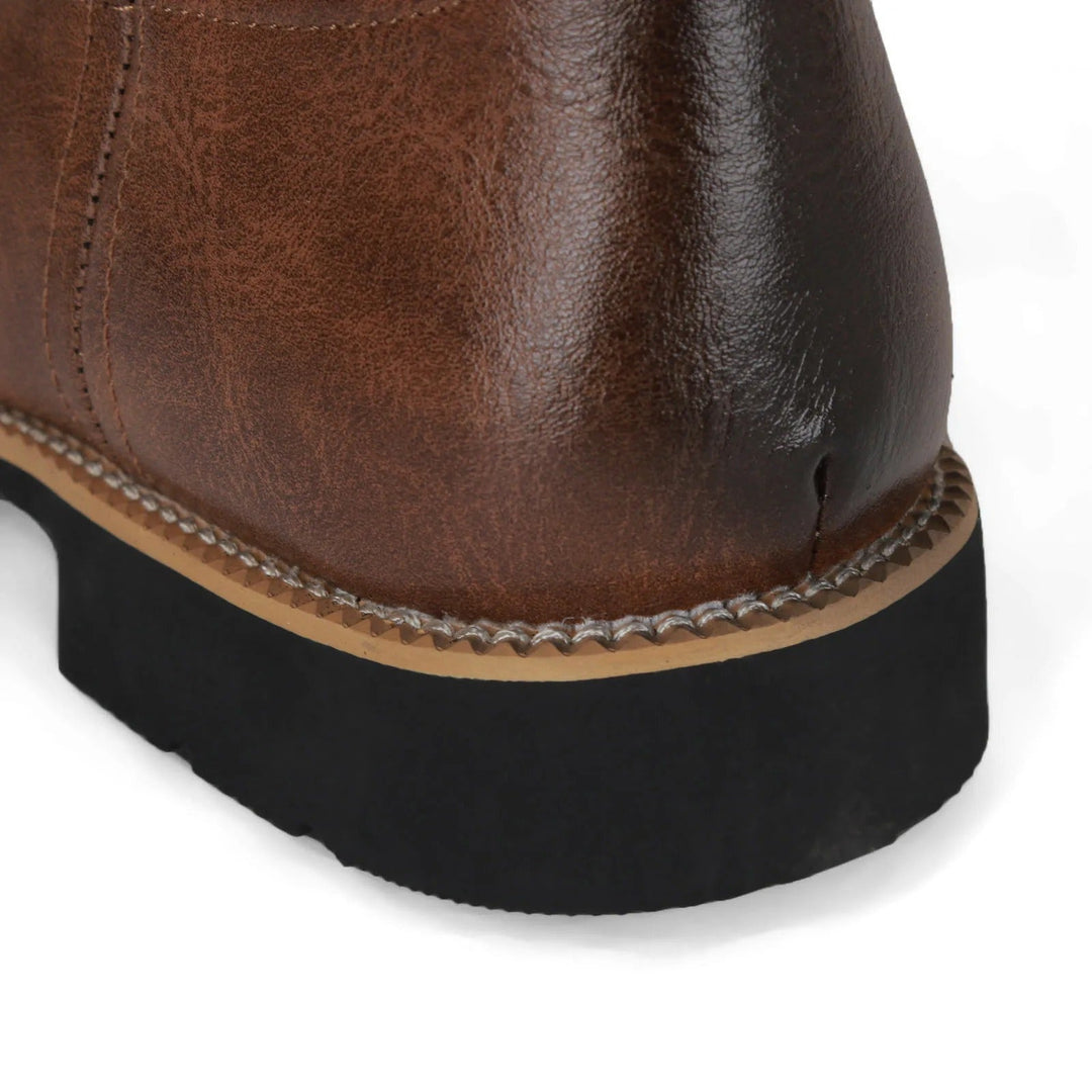 "Bruine leren cowboylaarzen heren, westernstijl, mid-kuit, vierkante teen, totempatroon, duurzame PU constructie."