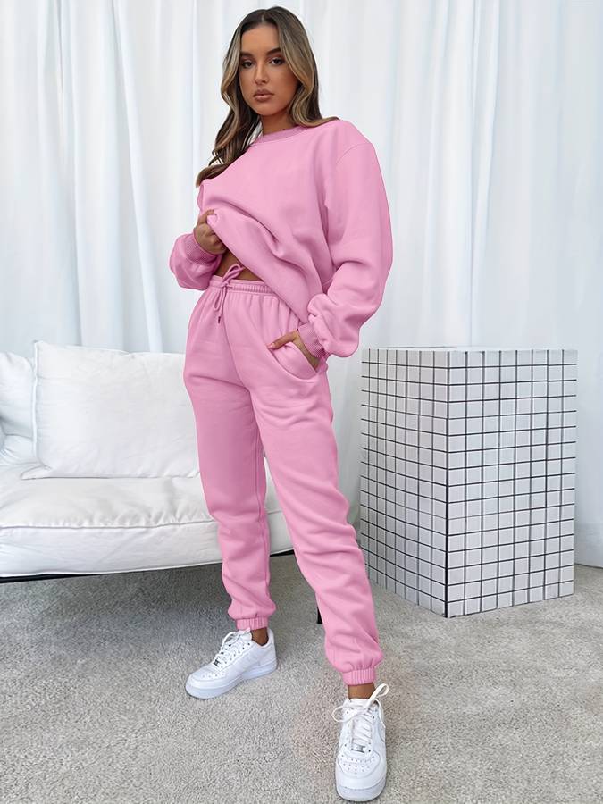 Modern dames joggingpak, de perfecte combinatie van stijl en comfort voor je casual dagen.