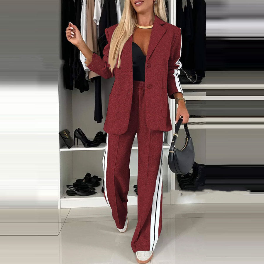 Gezellige gebreide dames set, tweedelig herfstpak. Comfortabele loungewear voor koude avonden en ontspanning.