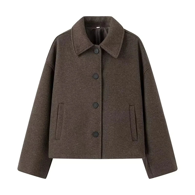 Elegante korte dames jas met trendy oversized pasvorm in bruin. Ideaal als warme winterjas.