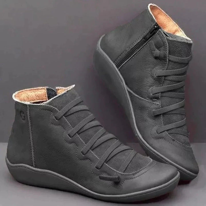 Warme dameslaarzen met stevige antislip zool, waterdicht en comfortabel; ideaal als wandelschoenen.