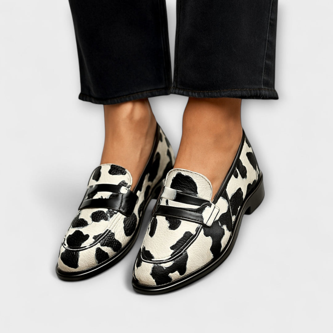 Comfortabele en stijlvolle dames mocassins, perfect als elegante instappers voor zowel casual als kantoor gelegenheden.