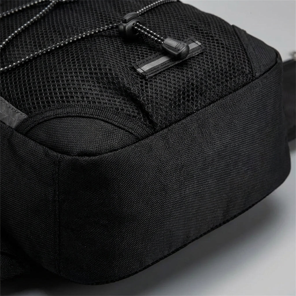 Stevige waterafstotende Pathcore outdoor rugzak, ideaal voor dagtochten, wandelen en buitensport.