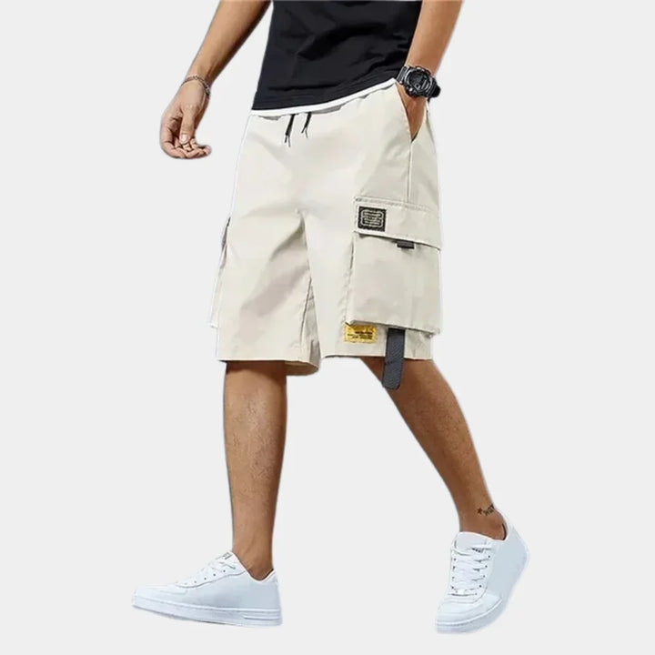 Veelzijdige heren cargo shorts; een praktische en comfortabele korte broek voor casual, outdoor en zomerse dagen.