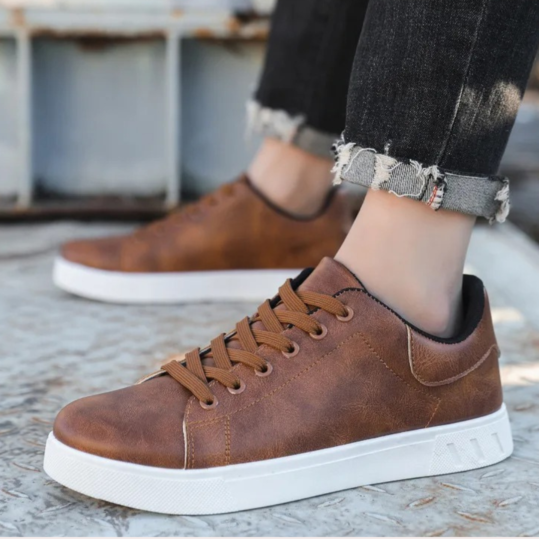 Comfortabele heren sportschoenen met vetersluiting, ideaal voor dagelijks gebruik. Stijlvolle casual schoenen.