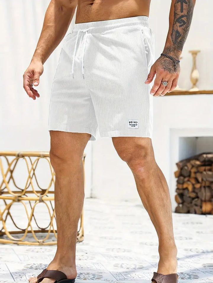 Moderne heren zwembroek met sportieve snit en comfortabele elastische taille, voor trendy zomerlooks.