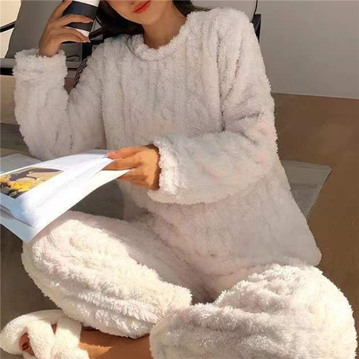 Zachte dames pyjamaset, comfortabele nachtkleding voor vrouwen, ideaal voor een relaxte avond.