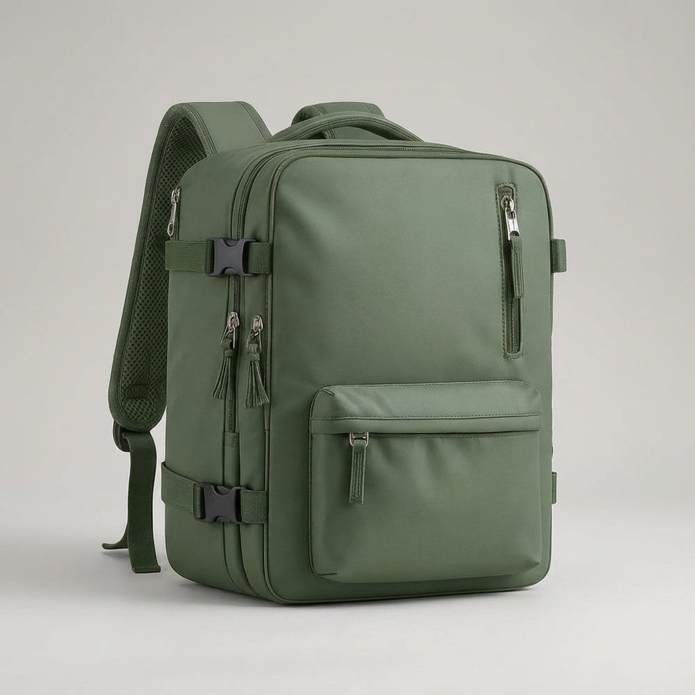 Georganiseerde FlightTrek rugzak met laptopvak, perfect voor reizen en handbagage.