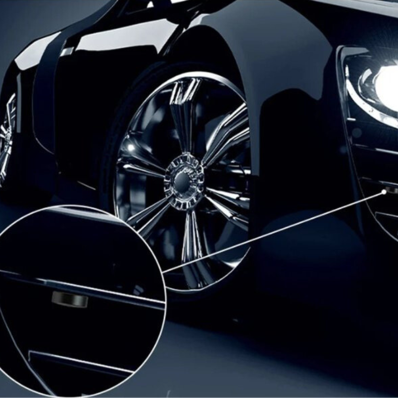 Universele magnetische GPS-tracker discreet bevestigd voor diefstalbeveiliging en real-time tracking.