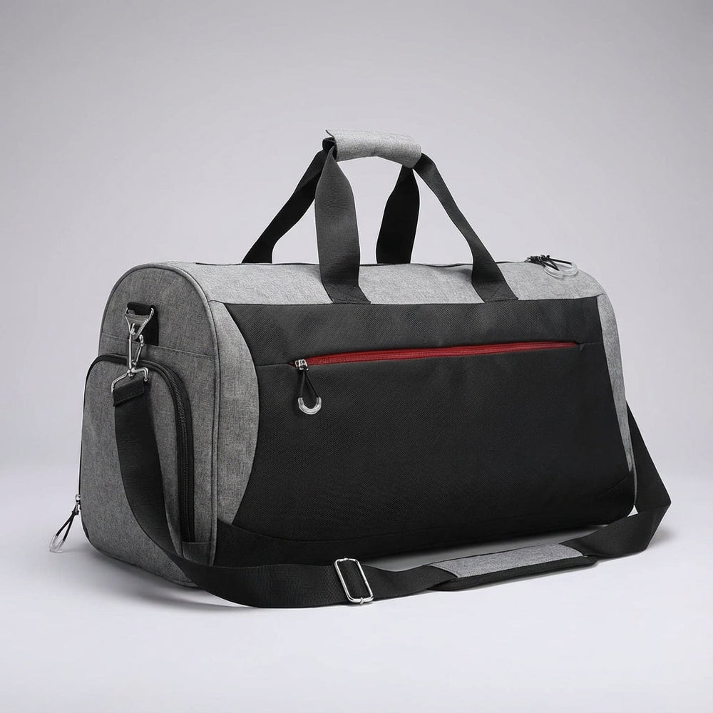 Veelzijdige 30 liter weekendtas van waterdichte oxford stof, ideaal voor reizen en sport met opbergvakken.