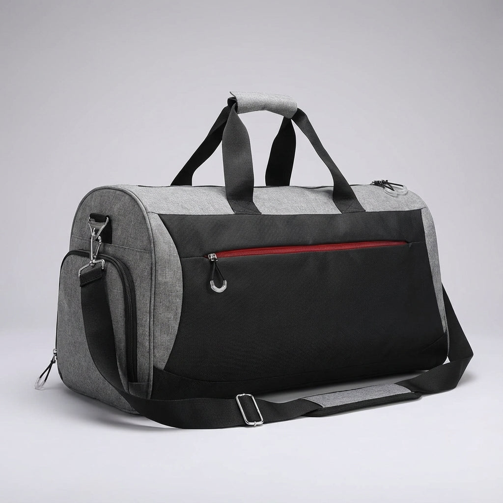 Veelzijdige 30 liter weekendtas van waterdichte oxford stof, ideaal voor reizen en sport met opbergvakken.