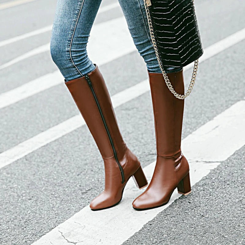 "Daisy dames kniehoge laarzen met hak, stijlvolle ritssluiting, zwarte elegante look voor dagelijks comfort en stabiliteit."