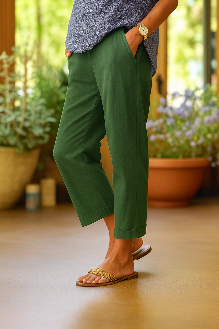 Veelzijdige dames 7/8 broek, rechte pijp, comfortabel en stijlvol, met zijzakken voor zomer en vrije tijd.