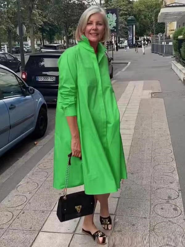 Lente- en zomerjurk voor dames: comfortabele A-lijn blousejurk met polokraag in midi lengte.