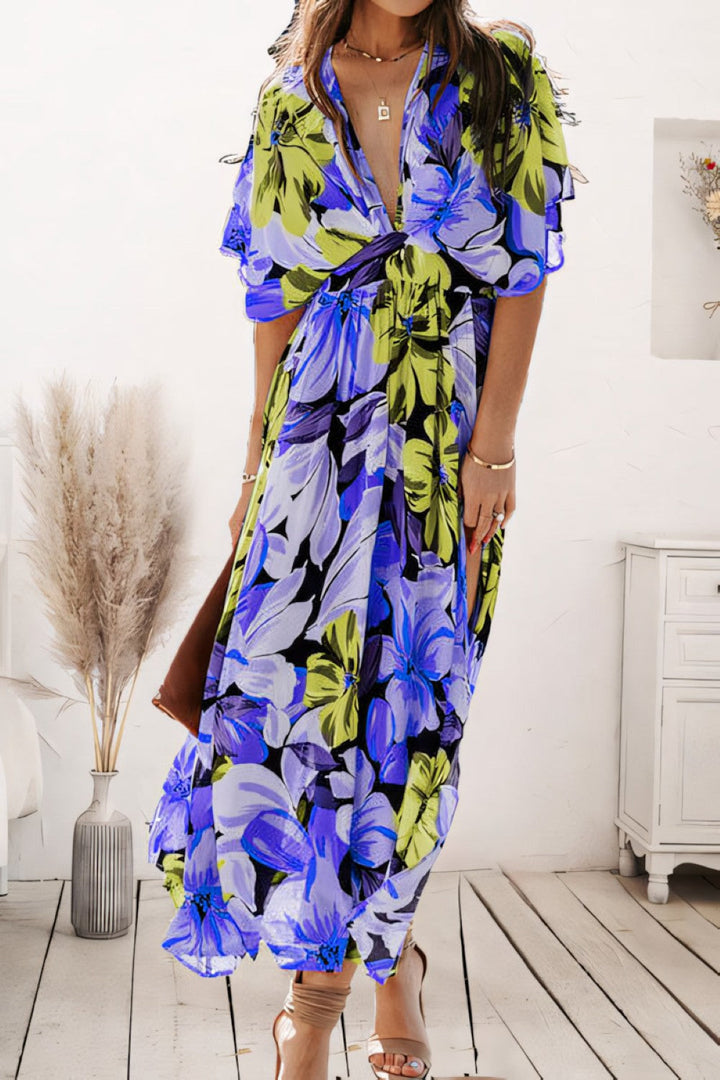 Luchtige A-lijn maxi zomerjurk met bloemenprint voor dames, ideaal voor warme dagen en strandbezoek.