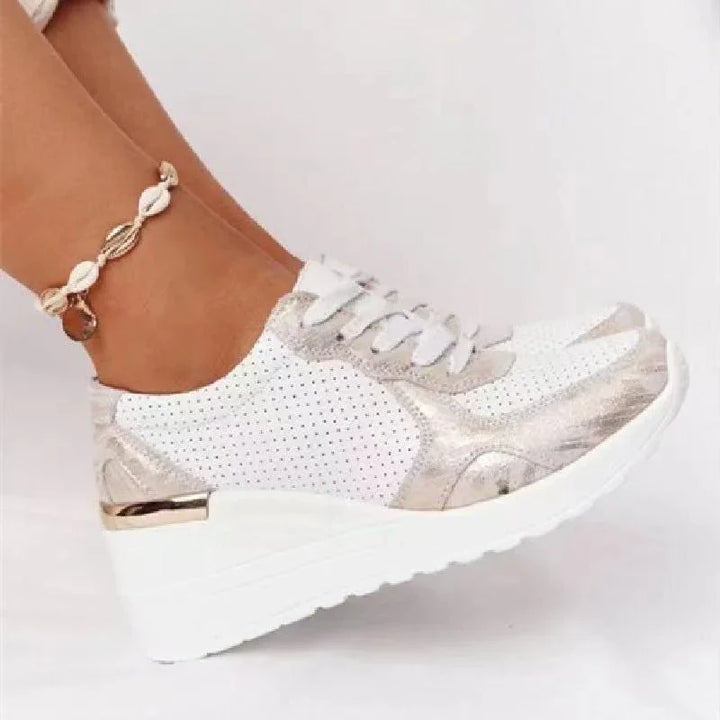 "Dames Air Sneakers met schokabsorberende air-zool, ademend mesh bovenwerk en lichtgewicht ontwerp in trendy stijl."
