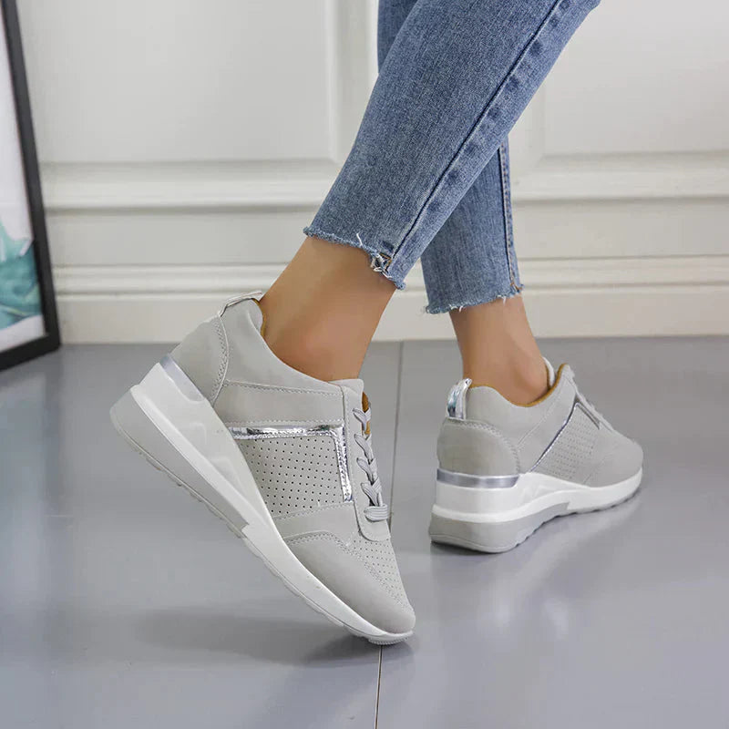 "Dames Air Sneakers met schokabsorberende air-zool, ademend mesh bovenwerk en lichtgewicht ontwerp in trendy stijl."