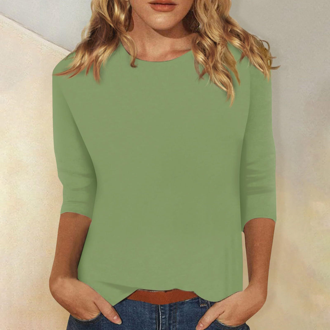 Damesmode: stijlvolle basic top met 3/4 mouwen, nieuwe collectie.