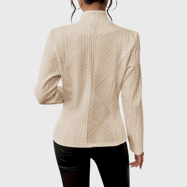 Veelzijdige dames blazer, ideaal voor een zakelijke outfit of een elegante casual look.