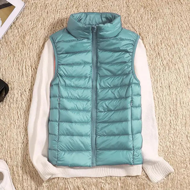 Stijlvolle dames bodywarmer, modieus vest dat beschermt en warmte biedt.