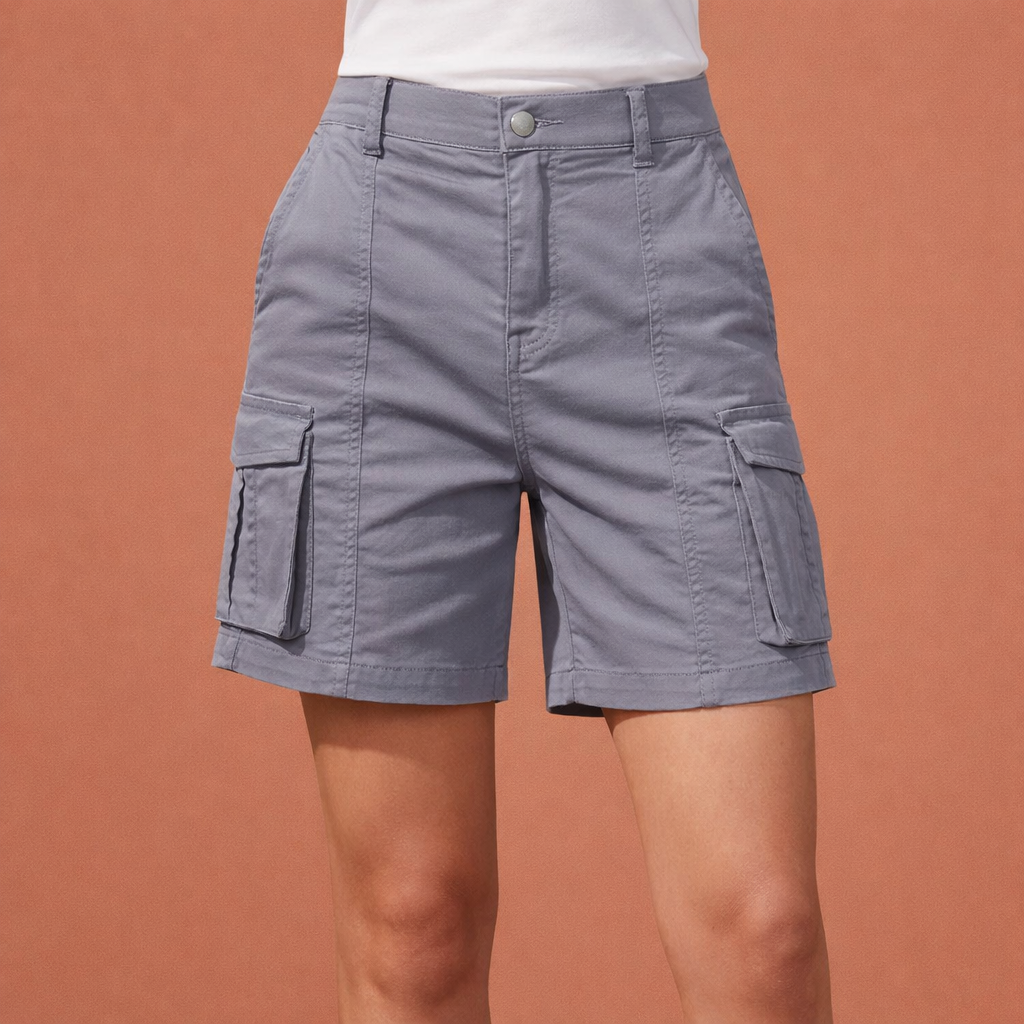 Dames cargo shorts met elastische taille en ruime, praktische zakken, ideaal voor een comfortabele zomer.