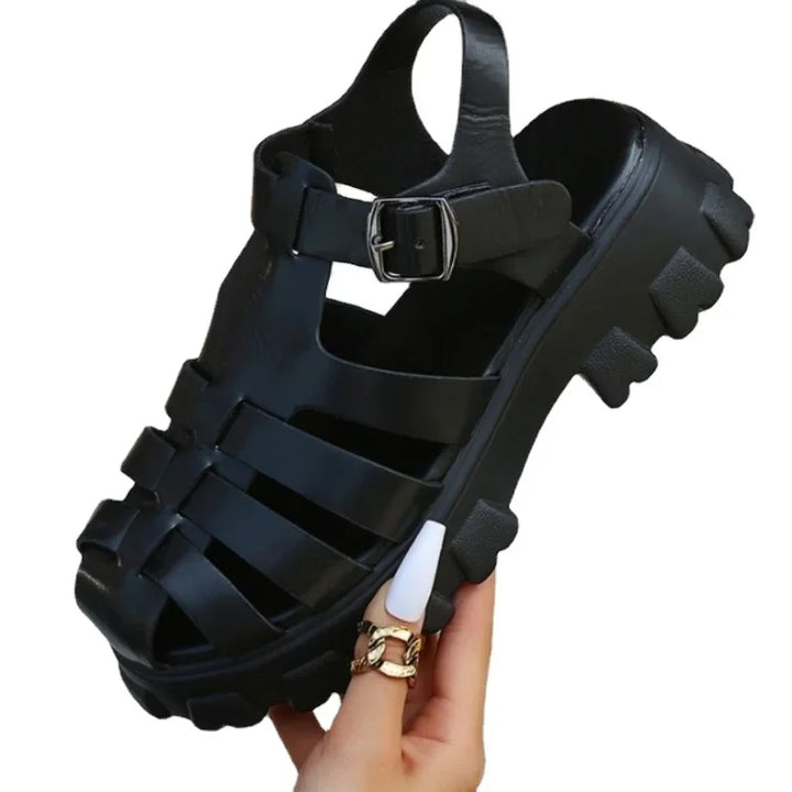 Dames comfort sandalen met zacht voetbed. Stijlvolle lichtgewicht zomersandalen voor dagelijks gebruik.
