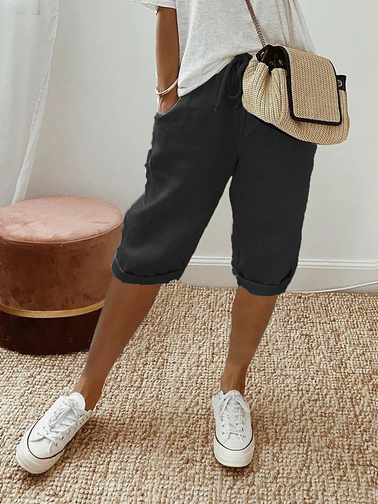 Dames comfortabele korte broek met elastische tailleband, ideaal voor zomerse casual outfits.