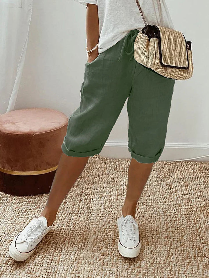 Korte broek dames met soepele elastische tailleband voor ultiem comfort en een casual look.