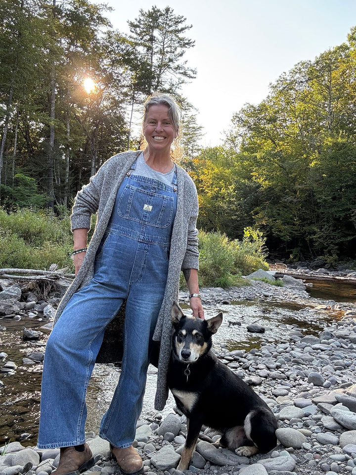 Verstelbare dames dungarees met rechte pijpen, blauwe casual tuinbroek.