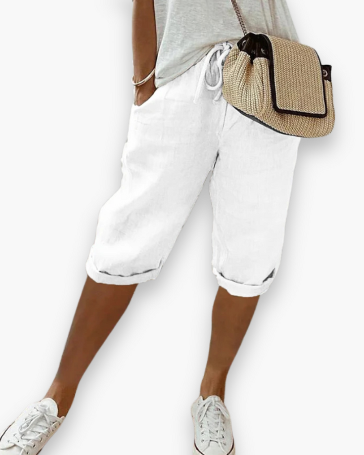 Comfortabele dames vrijetijdsshort, lichtgewicht en ademend, met losse pasvorm. Ideaal voor casual zomerstijl.