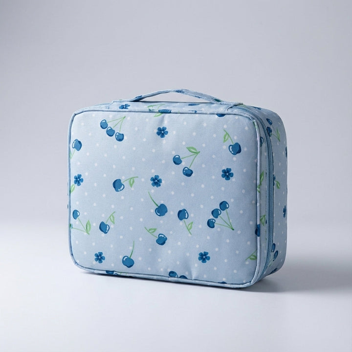 Houd je make-up geordend en beschermd met deze handige waterdichte reis cosmetica organizer tas.