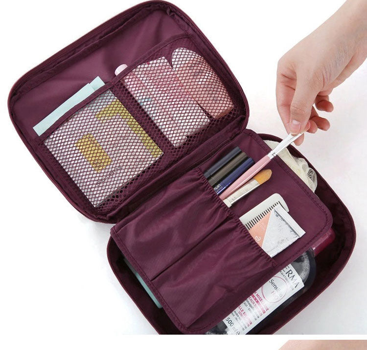 Handige compacte opbergtas voor make-up, waterdicht en speciaal voor reizen.
