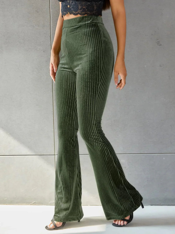 Dames corduroy broek met hoge taille en flared pijpen, stijlvol en comfortabel voor elke outfit.