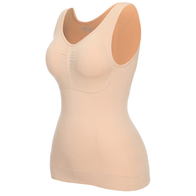 Huidskleur naadloze shapewear top voor dames met corrigerende functie.