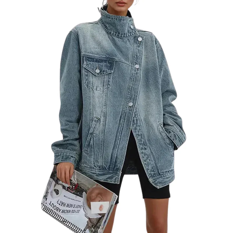 Stijlvolle blauwe dames denim jas, casual look, ideaal voor diverse gelegenheden.