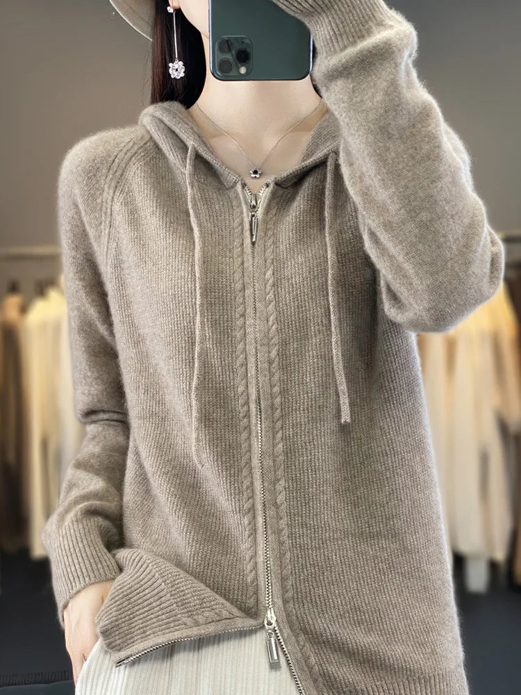 Dik gebreid damesvest, perfect voor de winter. Comfortabel en stijlvol, een must-have cardigan.