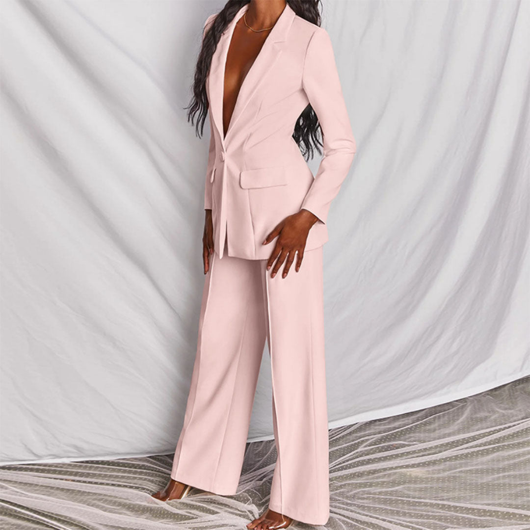 Chique dames ensemble: stijlvolle blazer en broek. Creëert een professionele en modieuze zakelijke look.