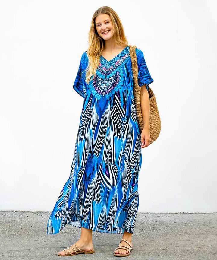 Dames elegante maxi zomerjurk Hawaï stijl. Perfect voor strand, vakantie en tropische bestemmingen.