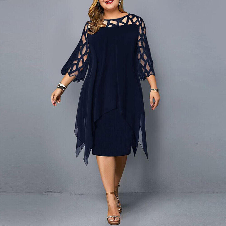 Dames zomerse midi jurk met oversized pasvorm, biedt comfort en een chique, casual uitstraling.