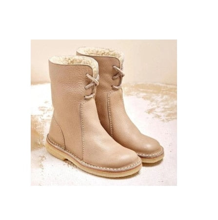 Warme dames enkellaarsjes met veters. Zachte voering, casual, stijlvol en perfect voor koude dagen.