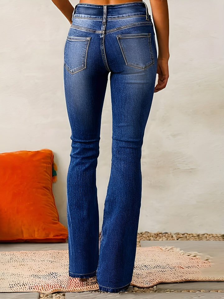 Modieuze dames stretch flared jeans met hoge taille, creëert een elegant en comfortabel silhouet.